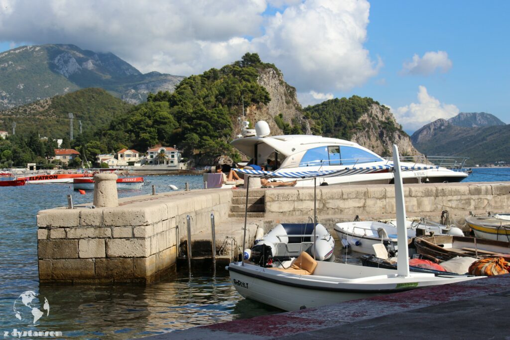 Plaże w Czarnogórze | Petrovac na moru